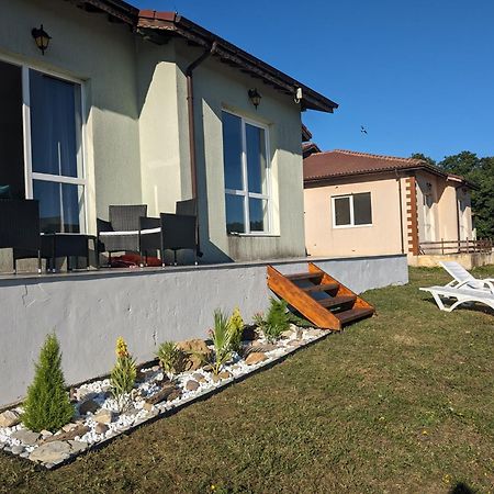 Villa Emine Баня Екстериор снимка