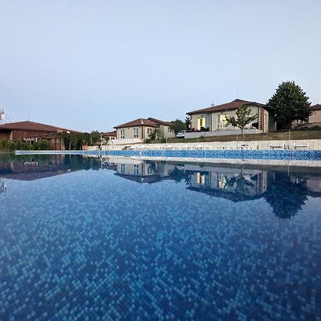 Villa Emine Баня Екстериор снимка